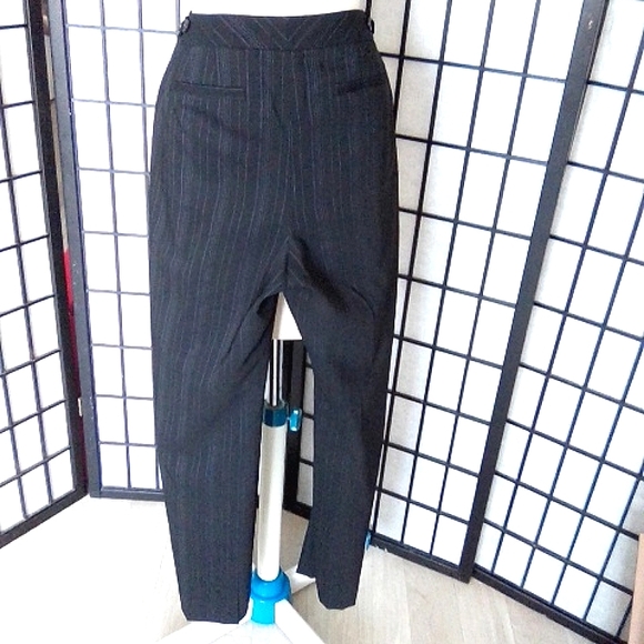 Ann Taylor petites pants. Size 12P. 57% virgin wool. - Picture 3 of 6